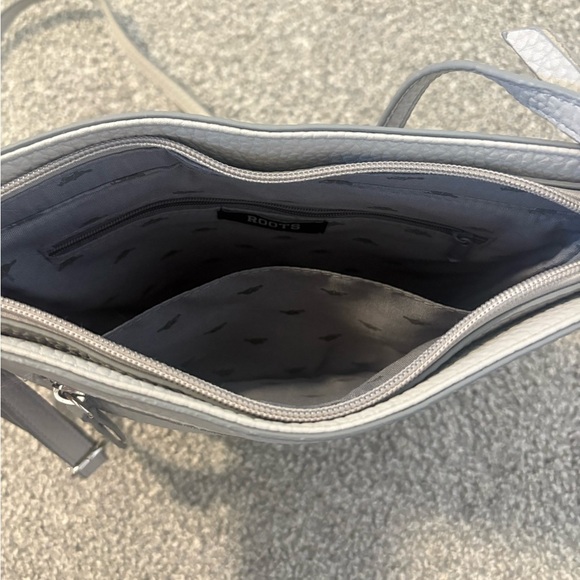 Roots Grey Bucket Crossbody Bag - Picture 10 of 13